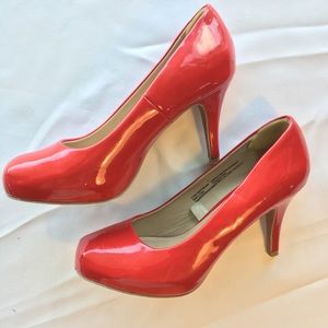 Red Patent Platform Pump